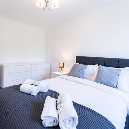 Luxury 3 Bedroom Flat With Balcony In Westbourne Park Лондон Экстерьер фото