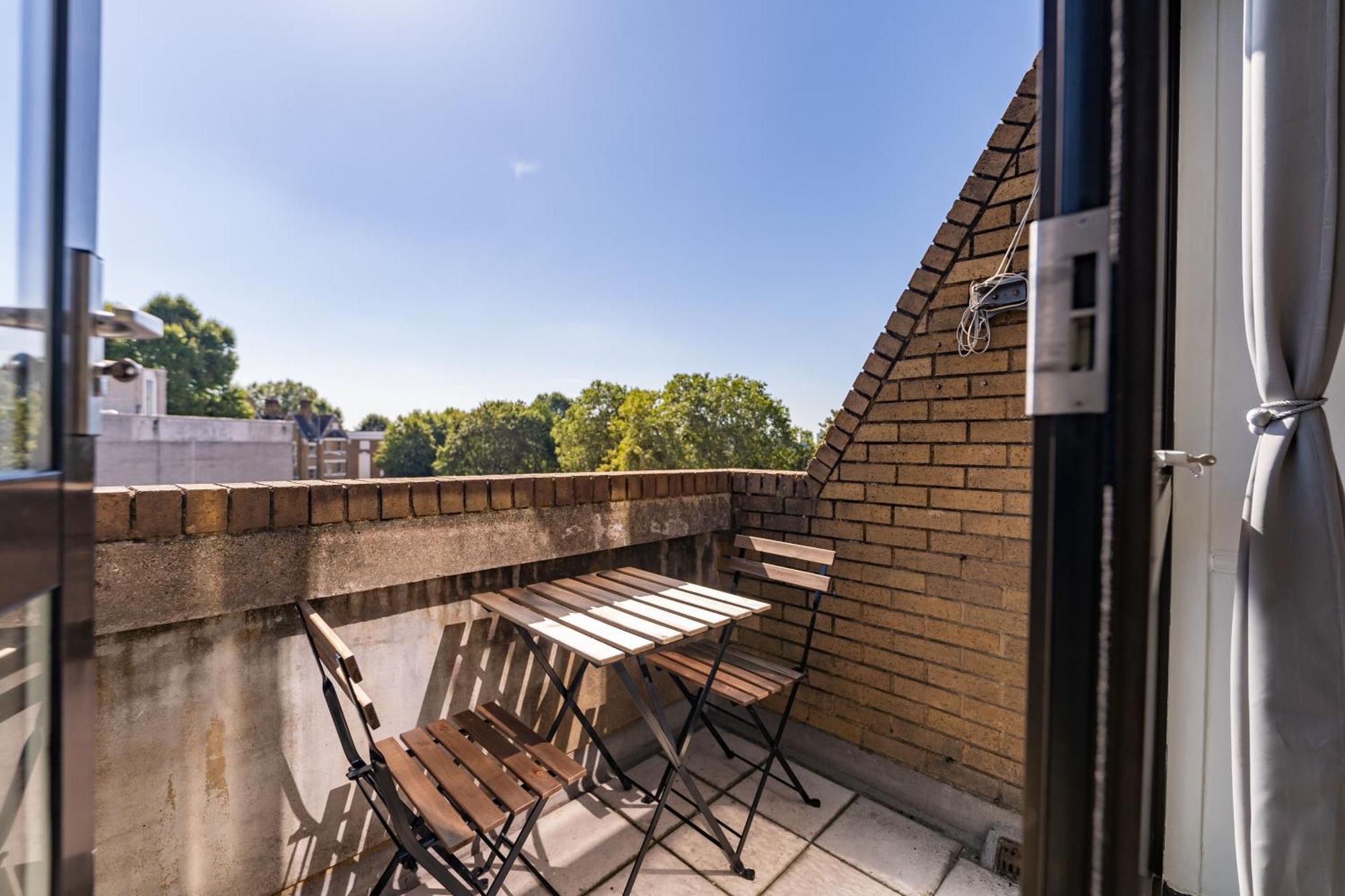 Luxury 3 Bedroom Flat With Balcony In Westbourne Park Лондон Экстерьер фото