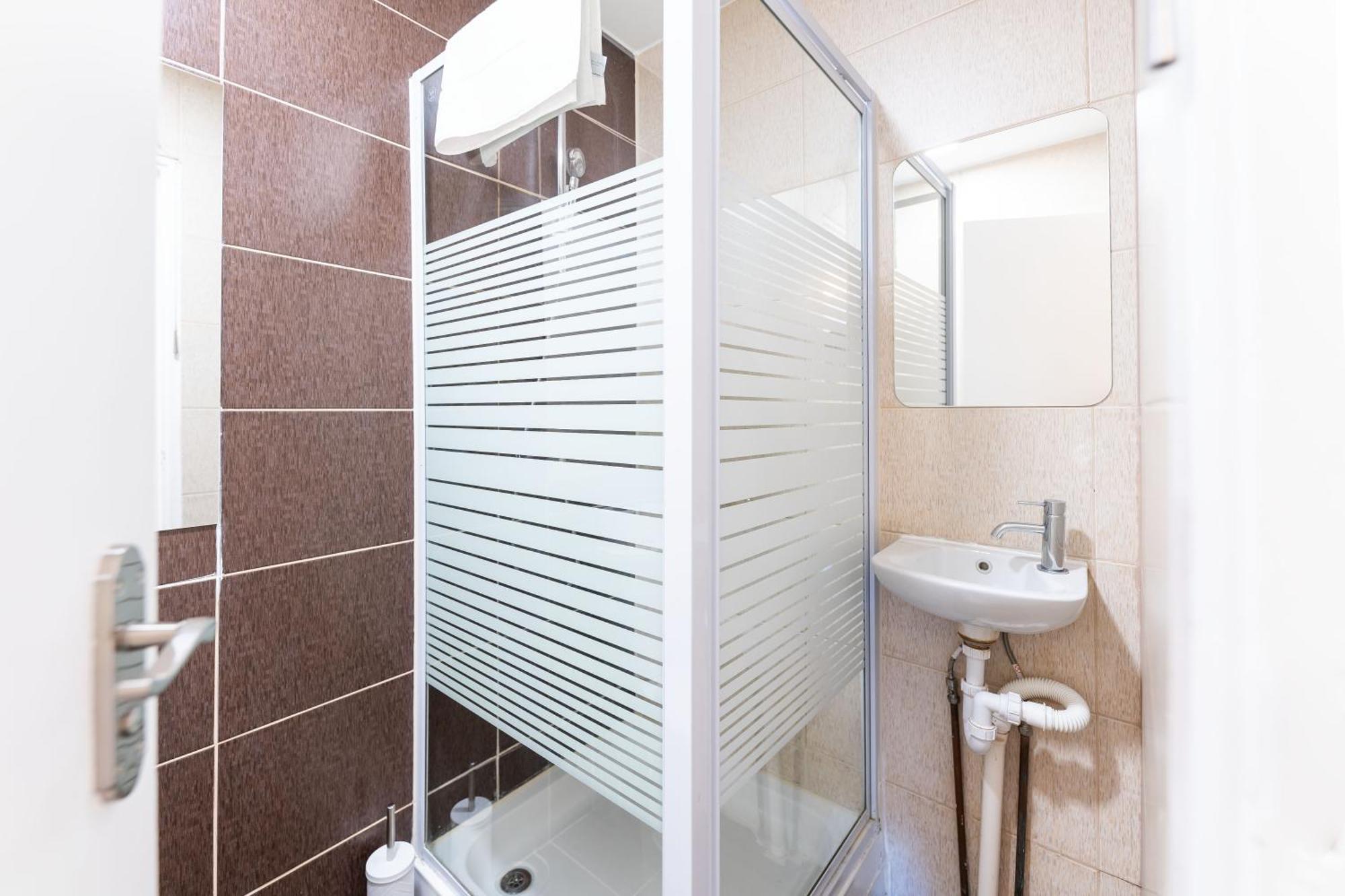 Luxury 3 Bedroom Flat With Balcony In Westbourne Park Лондон Экстерьер фото